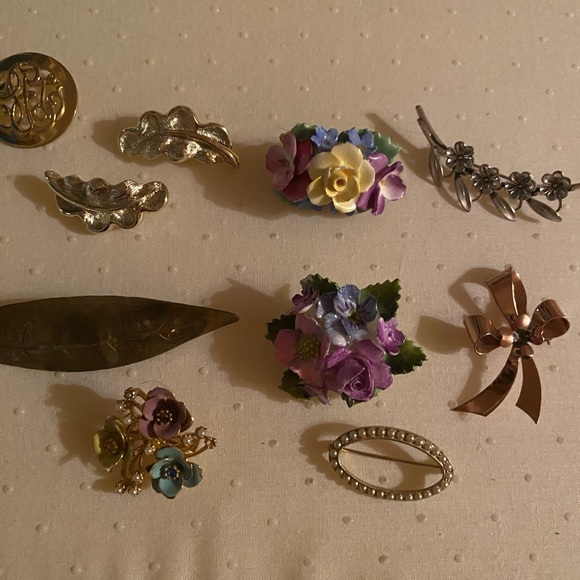 Lot of 24 pieces of. Vintage costume jewelry - Picture 5 of 7